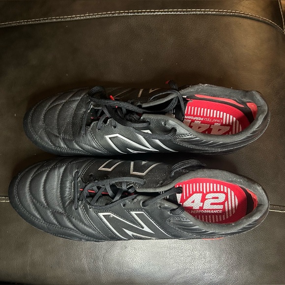 New Balance 442 V2 Pro FG - Picture 1 of 2